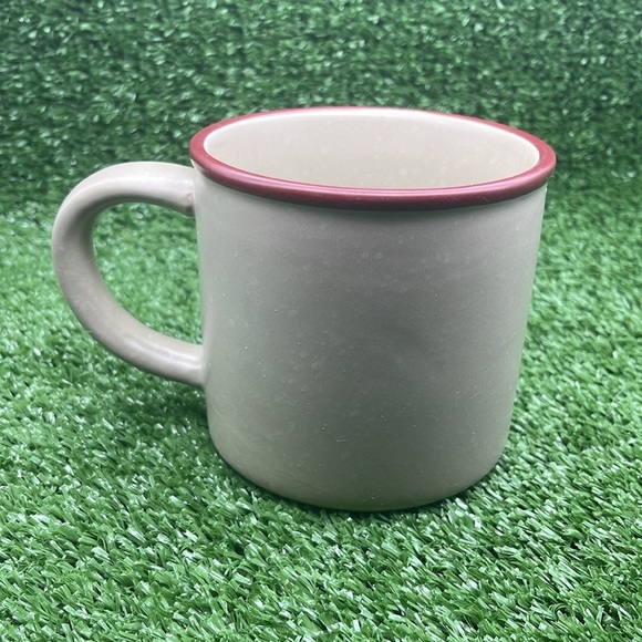 Season's Greetings Mushroom Mug, NWT - Picture 6 of 8